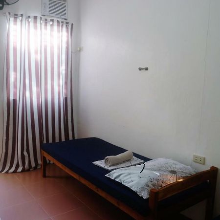 Отель Ese House Dumaguete City Экстерьер фото