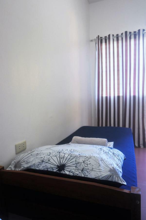 Отель Ese House Dumaguete City Экстерьер фото