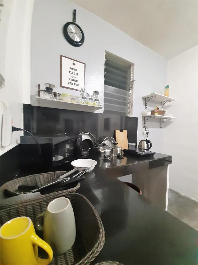 Отель Ese House Dumaguete City Экстерьер фото