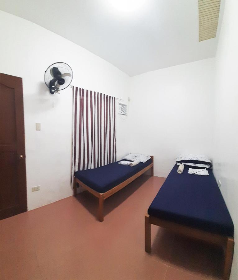 Отель Ese House Dumaguete City Экстерьер фото